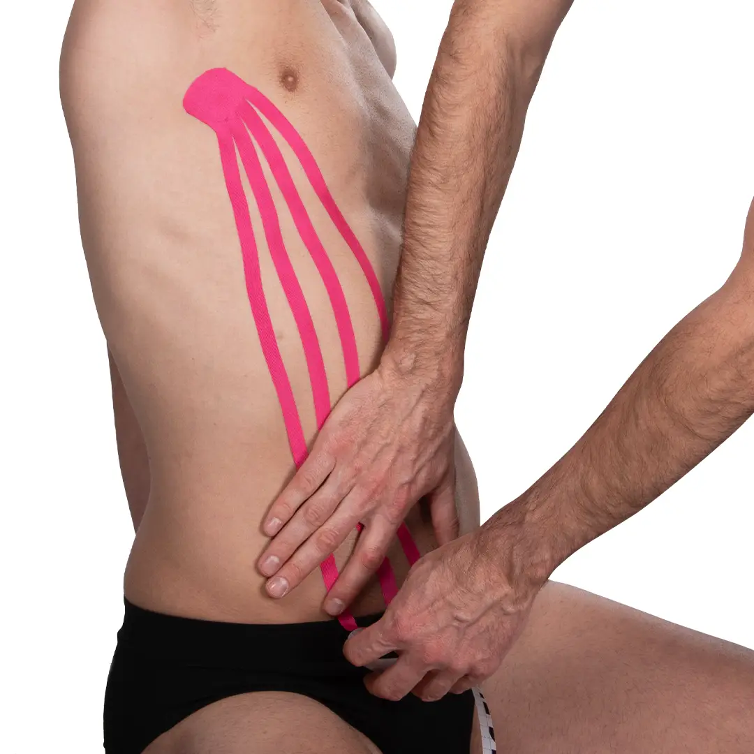 applicazione taping elastico addome